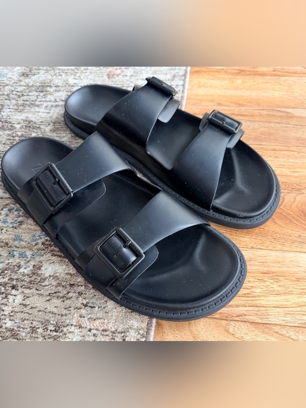 Zara Men's Black Dual-Buckle Slide Sandals
